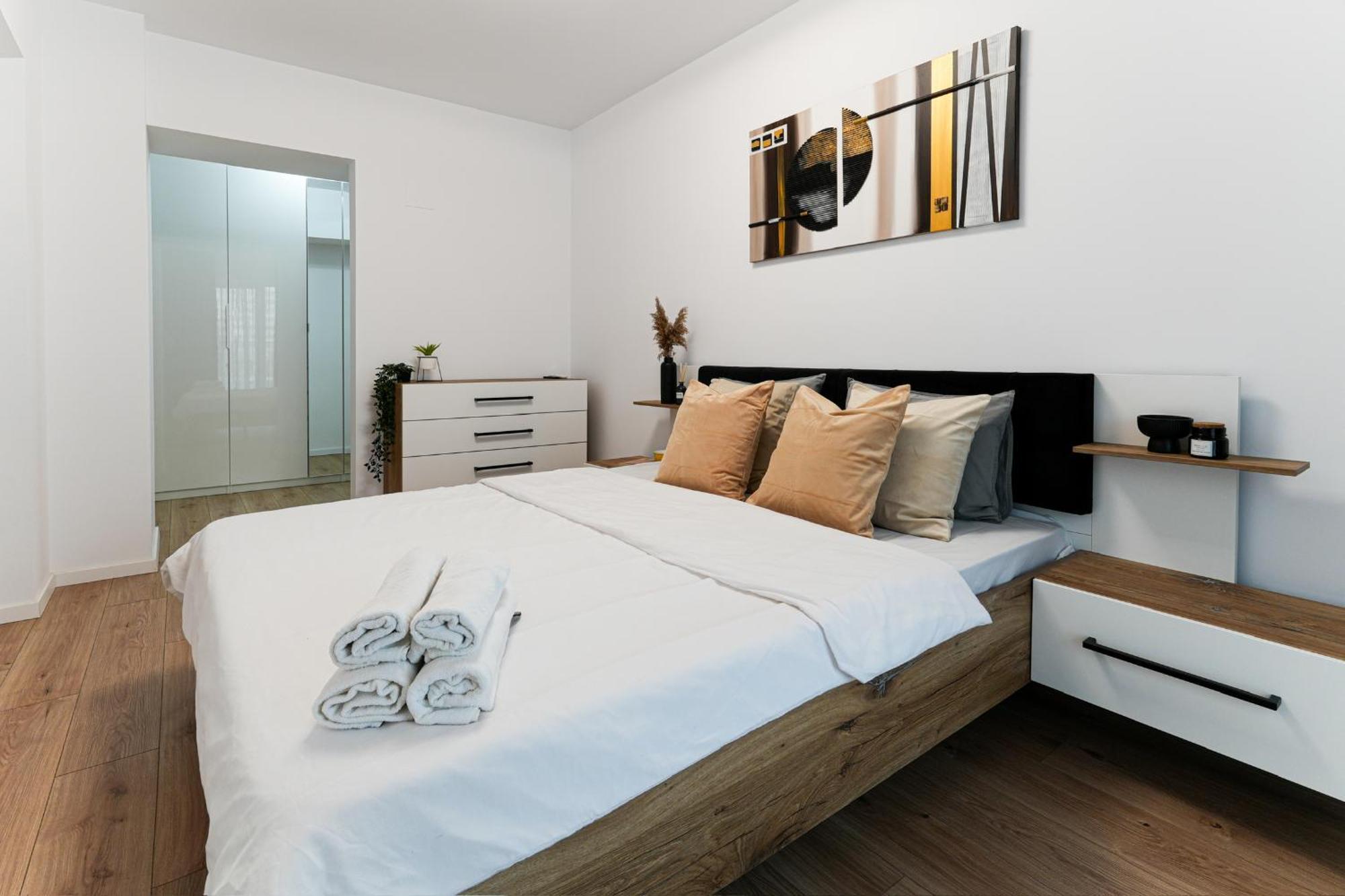 Sandra - Park-View Apt With Balcony & Parking Bucareste Exterior foto