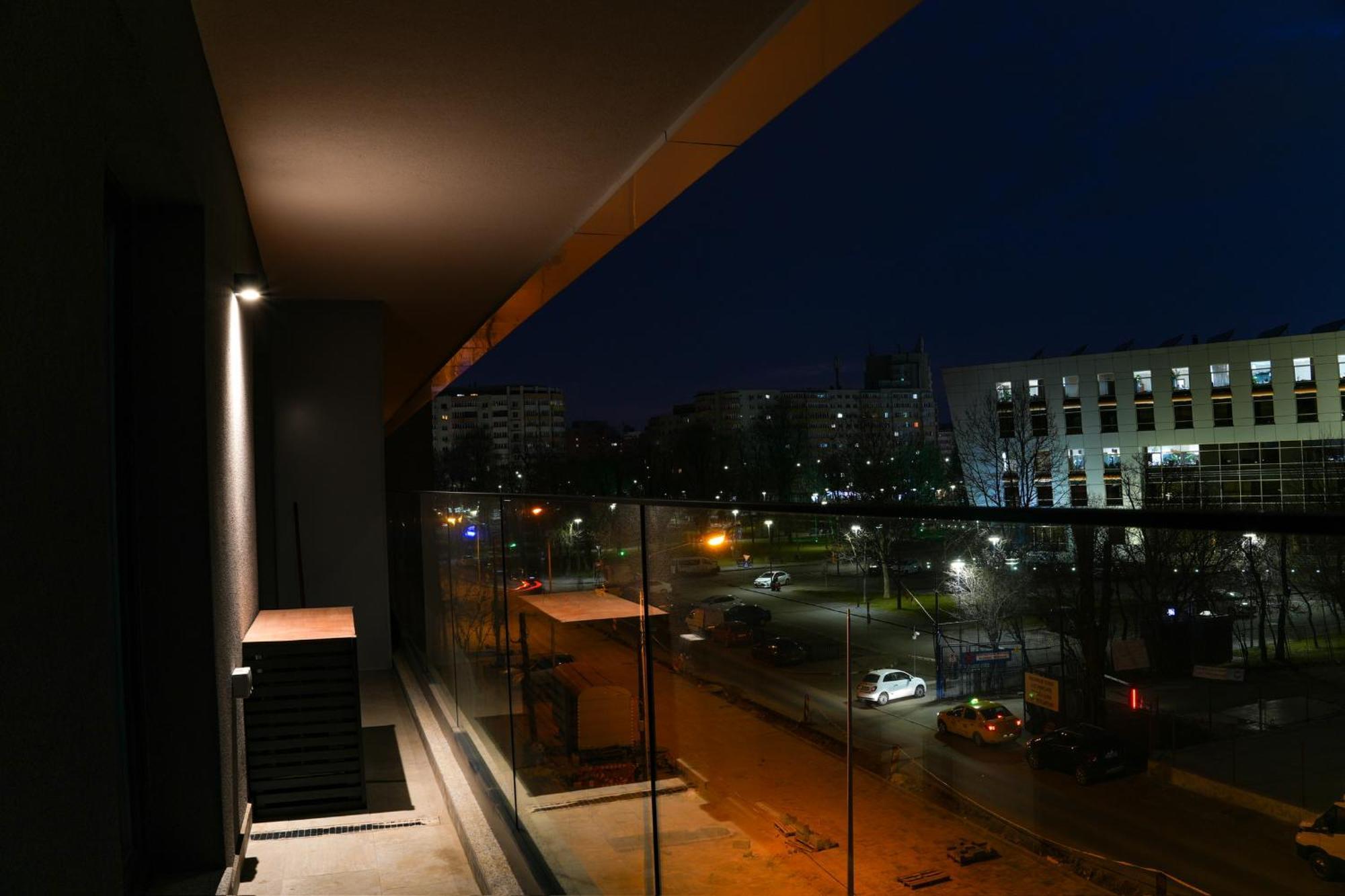 Sandra - Park-View Apt With Balcony & Parking Bucareste Exterior foto